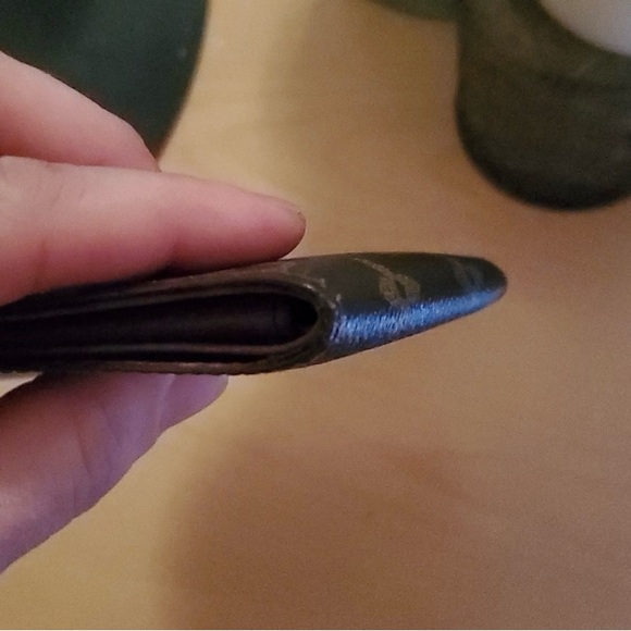 Authentic *Louis Vuitton* Vintage 1980s - Picture 4 of 11